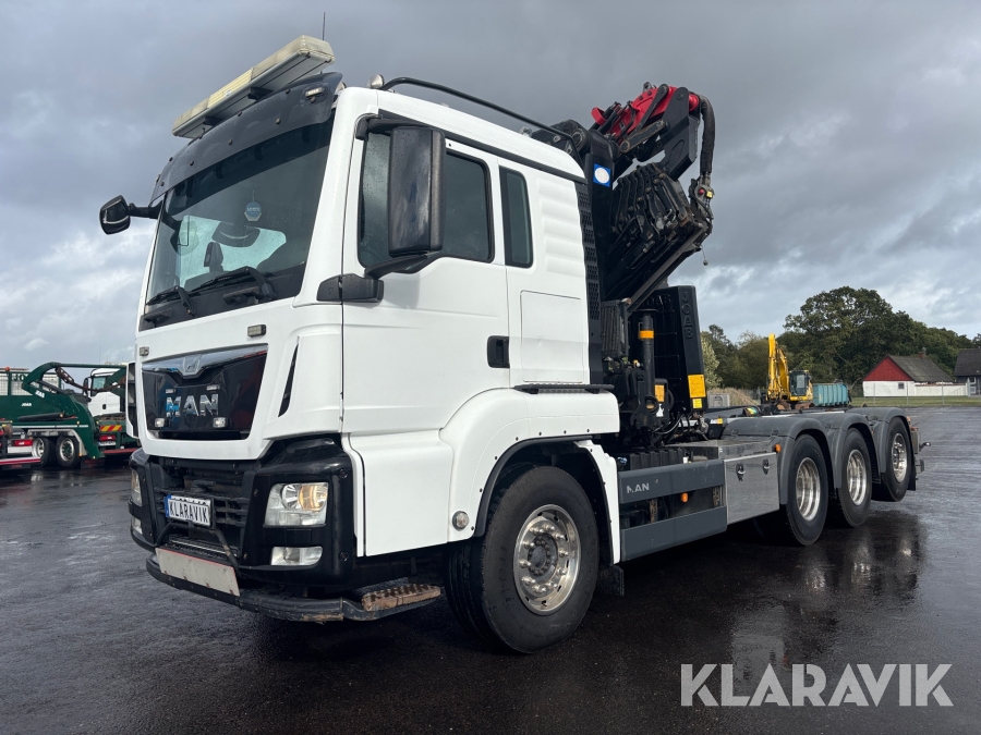 Kranbil MAN TGS 35.480 8x4 med lastväxlare