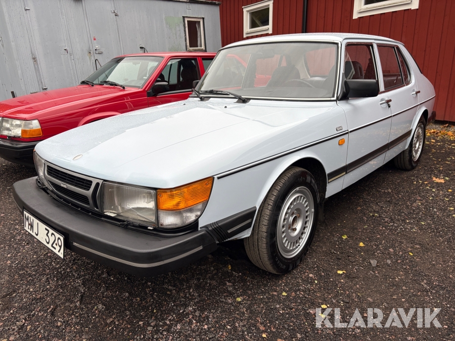Veteranbil Saab 900 (10.600mil)