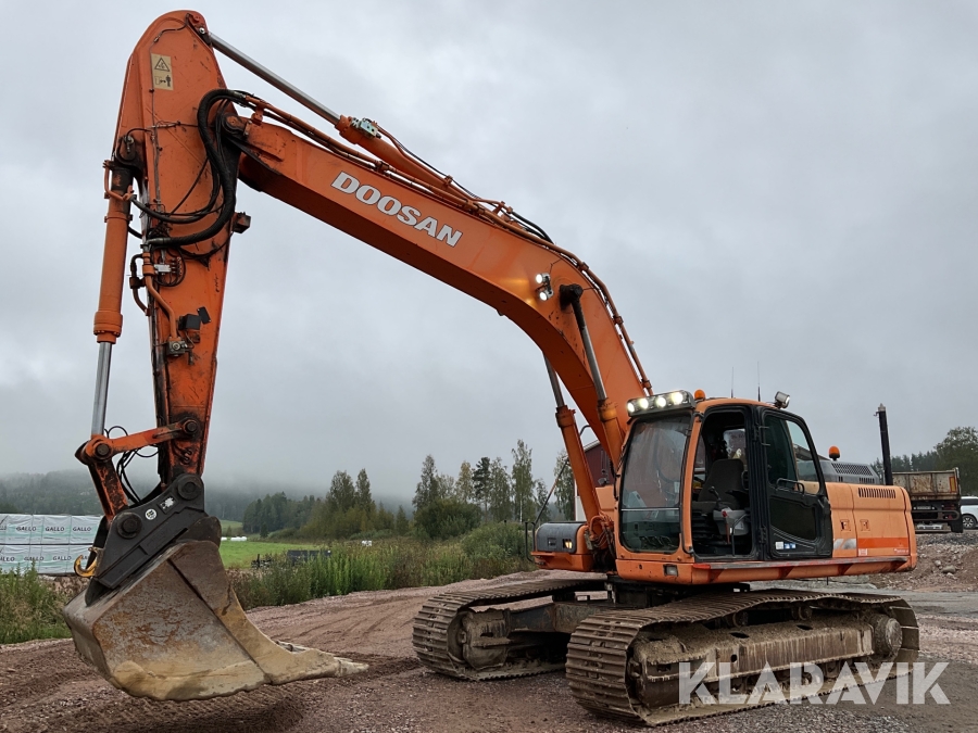 Grävmaskin Doosan DX300LC