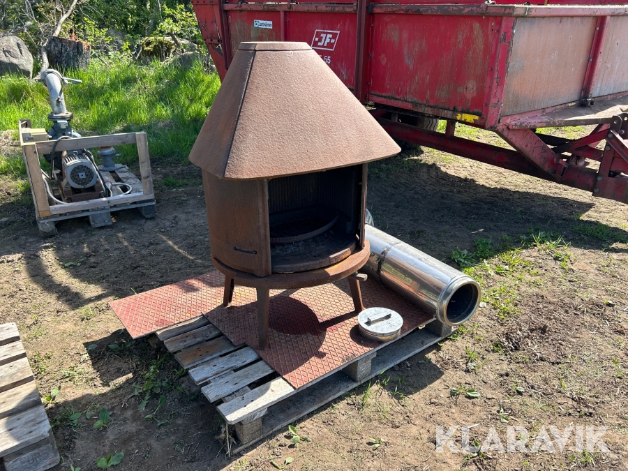 Kamin Jøtul NR.6 med anslutningsrör