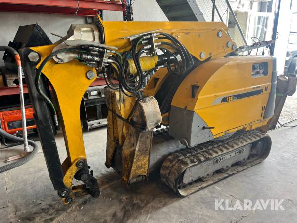 Rivingsrobot Brokk 180 med redskap