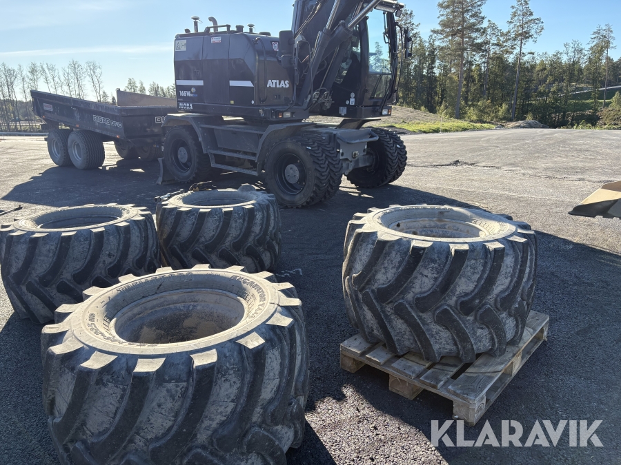 Hjul till grävmaskin Trelleborg 650/45-22,5 T440 4st