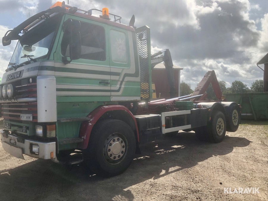 Lastbil Scania 142H -88 med V8