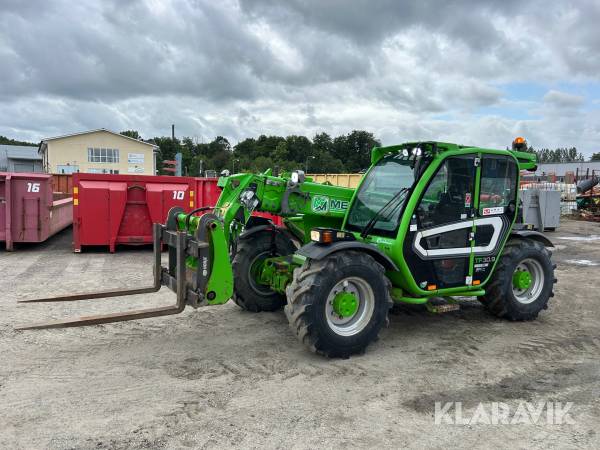 Teleskoplastare Merlo TF30.9 med gafflar & skopa