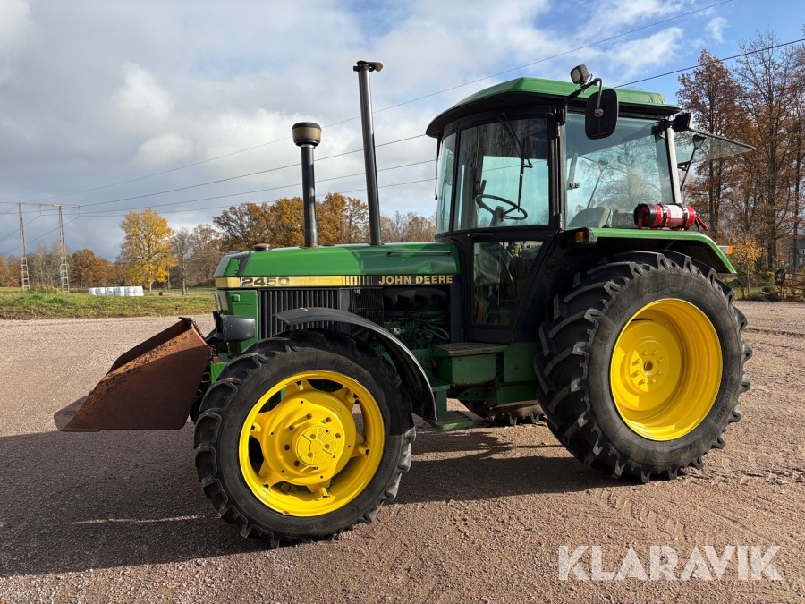 Traktor John Deere 2450