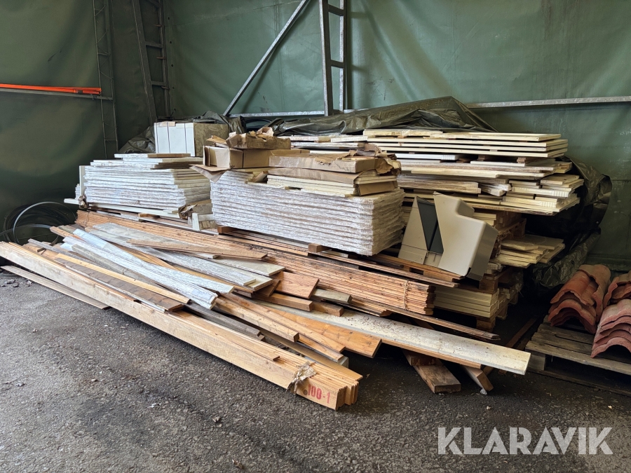 Parti med diverse virke/bänkskivor och karmar