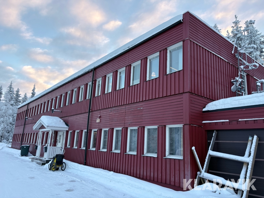 Kontor uppställt av bodar