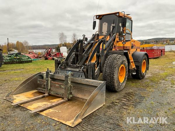 Hjullastare Ljungby Maskin L13 med skopa & gafflar