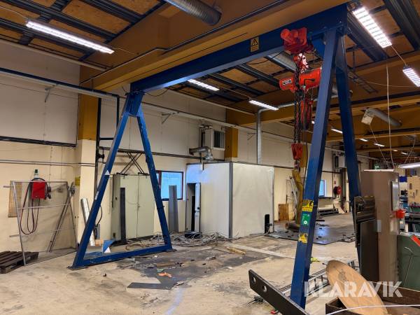 Telfer med traversställning 3000kg Fuji