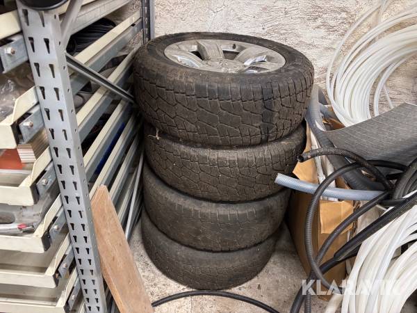 Däck med fälg Renegade 275/60R20 4st