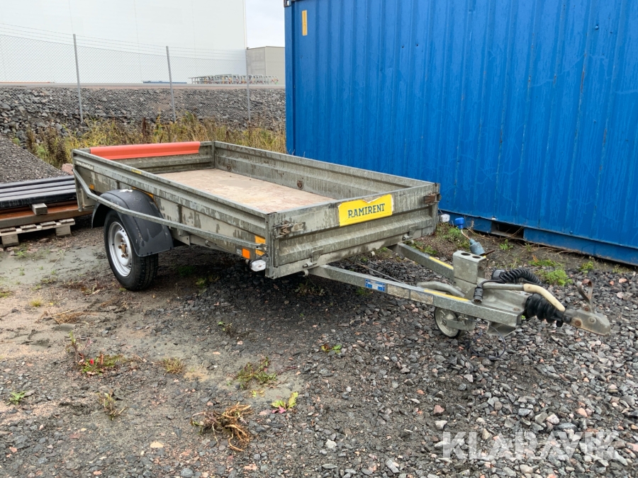 Personbilssläp Thule L0751