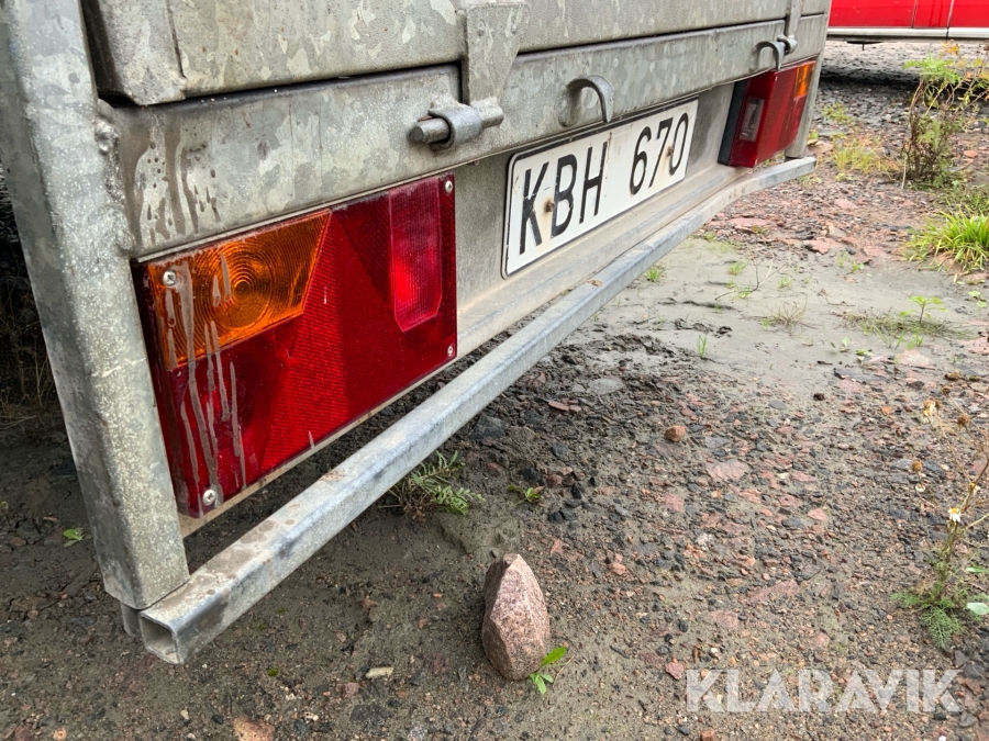 Personbilssläp Thule L0751