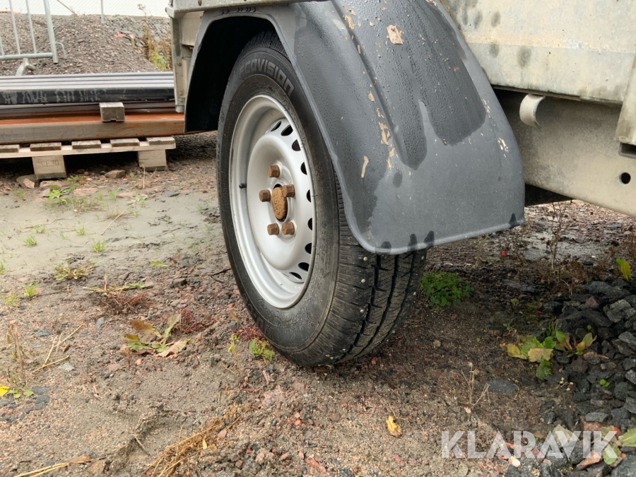 Personbilssläp Thule L0751