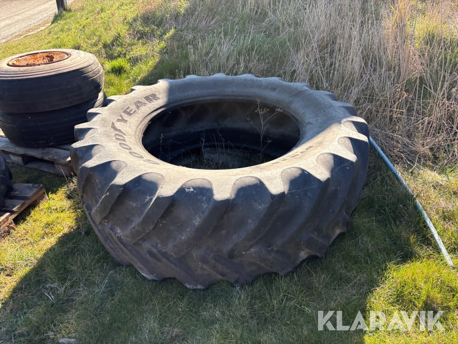 Däck 650/65R38 Goodyear