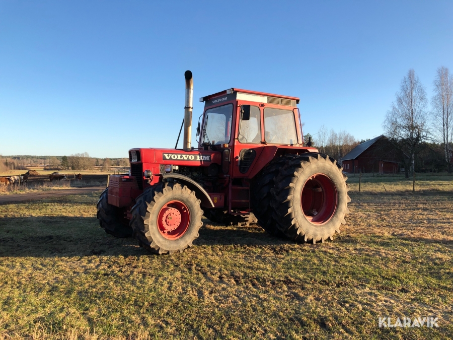 Traktor Volvo BM 2654 med dubbelmontage