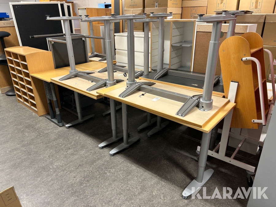 Skrivbord 5 st Kinnarps Med 2 st bord