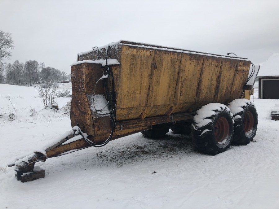 Spån/Fliskärra fd Hillspridare 2000