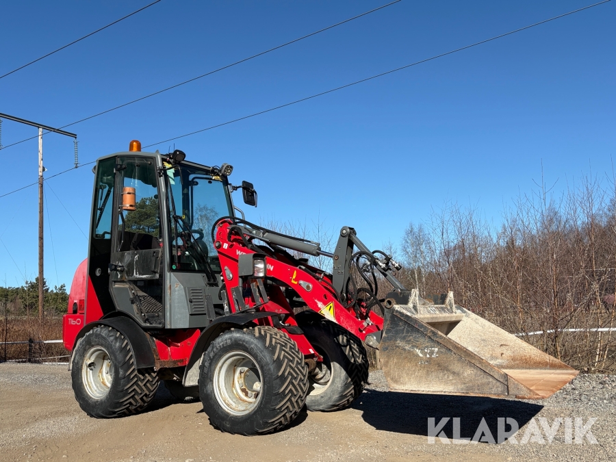 Redskapsbärare / kompaktlastare Weidemann Hoftrac 1160 med skopa
