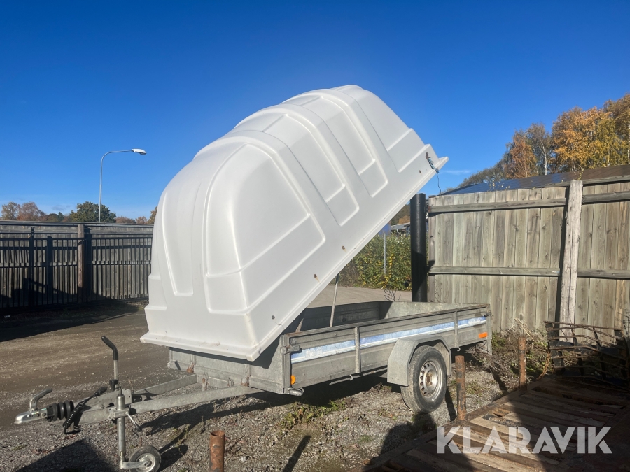 Personbilssläp Tikitrailer 1000 kg med kåpa