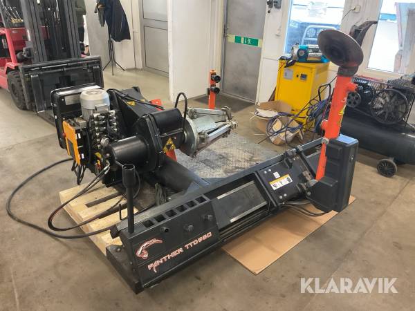 Däckmaskin Panther T980 för lastbil och entreprenad