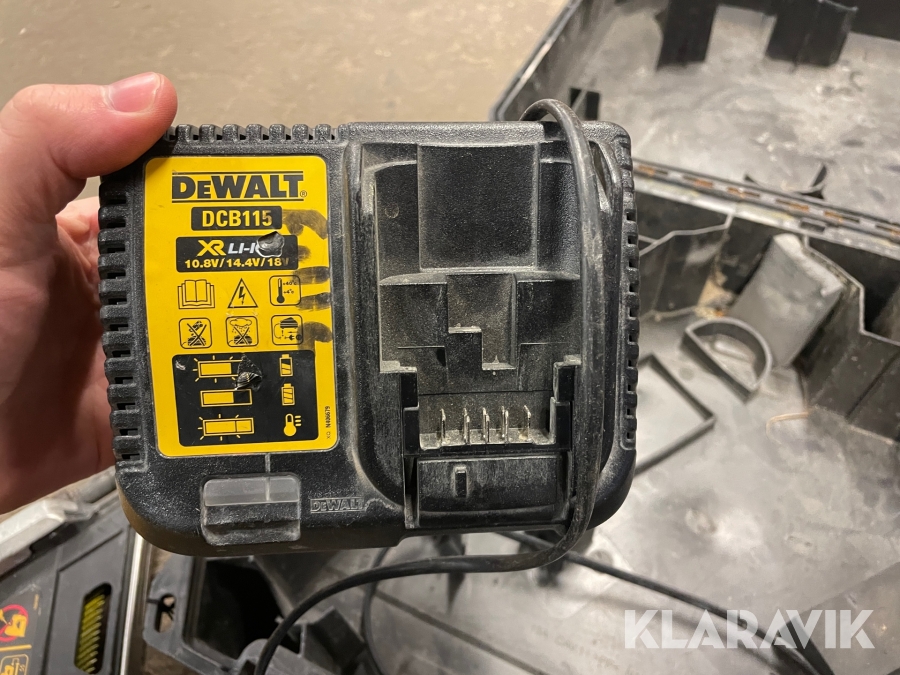 Spikpistol DeWalt DCN692, Västervik, Klaravik auktioner