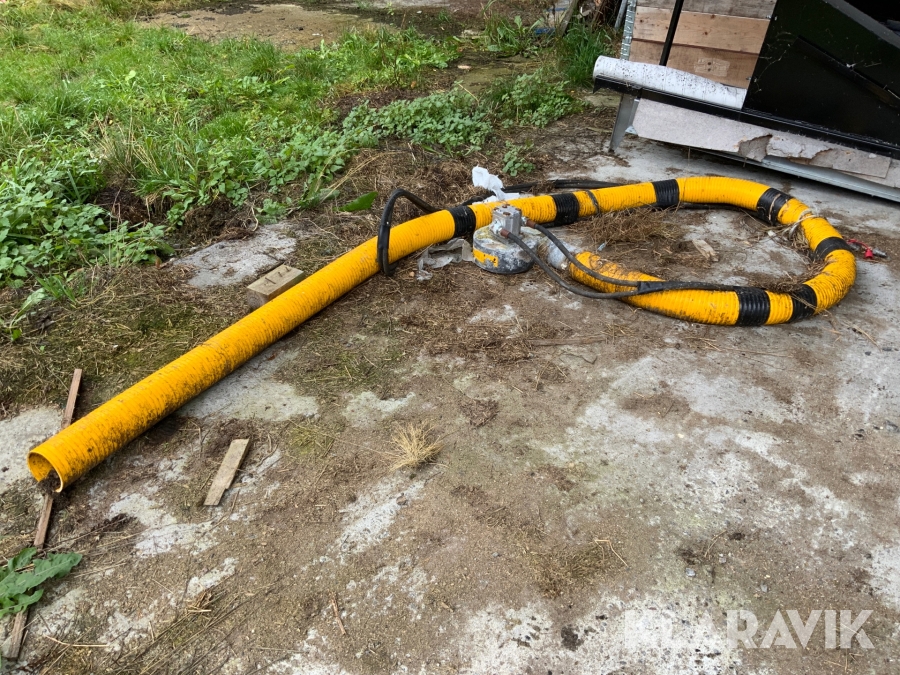 Dränkbar pump Cobra 200