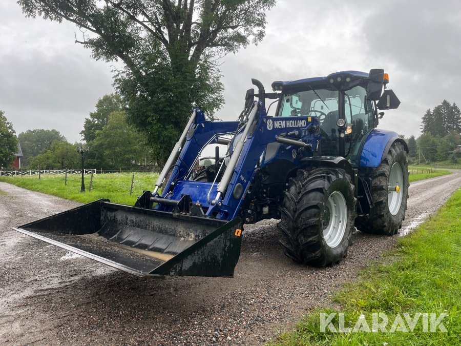 Traktor New Holland T6.180 med blue power utrustning 