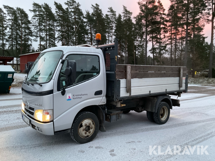 Flakbil Toyota Dyna D4D med tipp