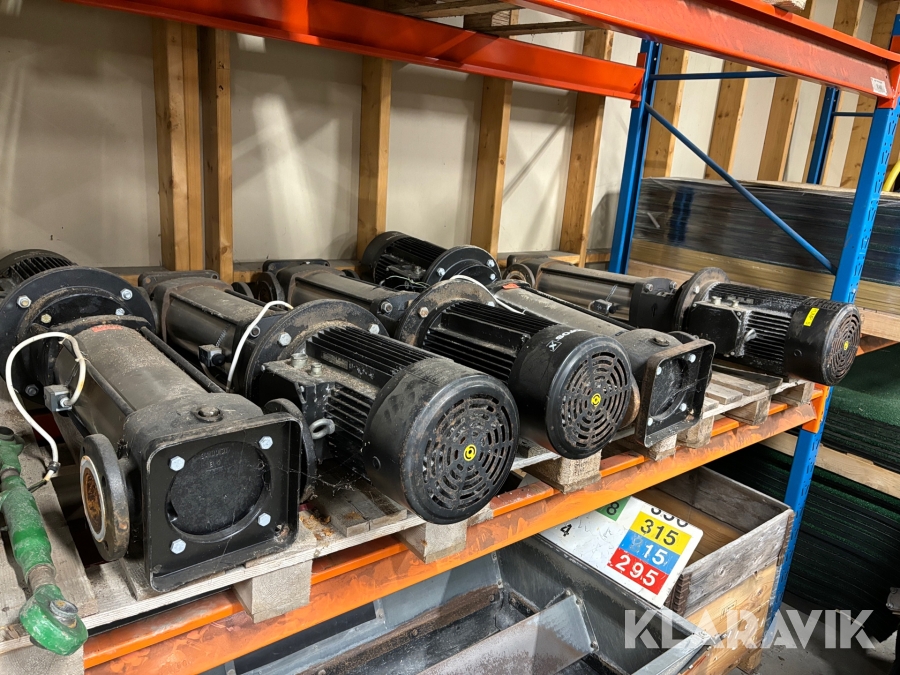 Pumpar till bevattningsanläggning Grundfos CR30 5 st