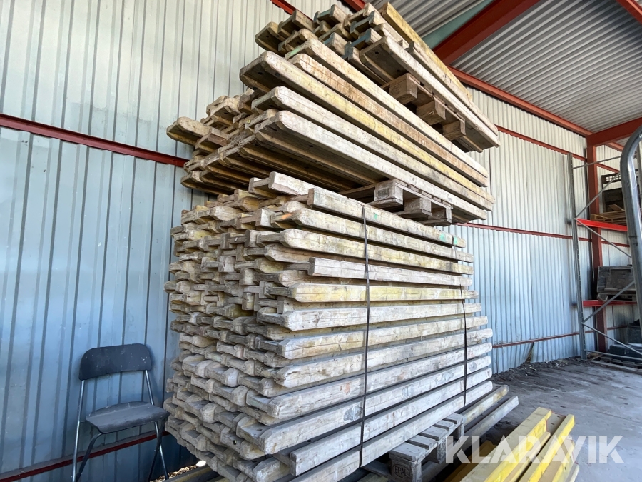 Doka balkar stort antal  