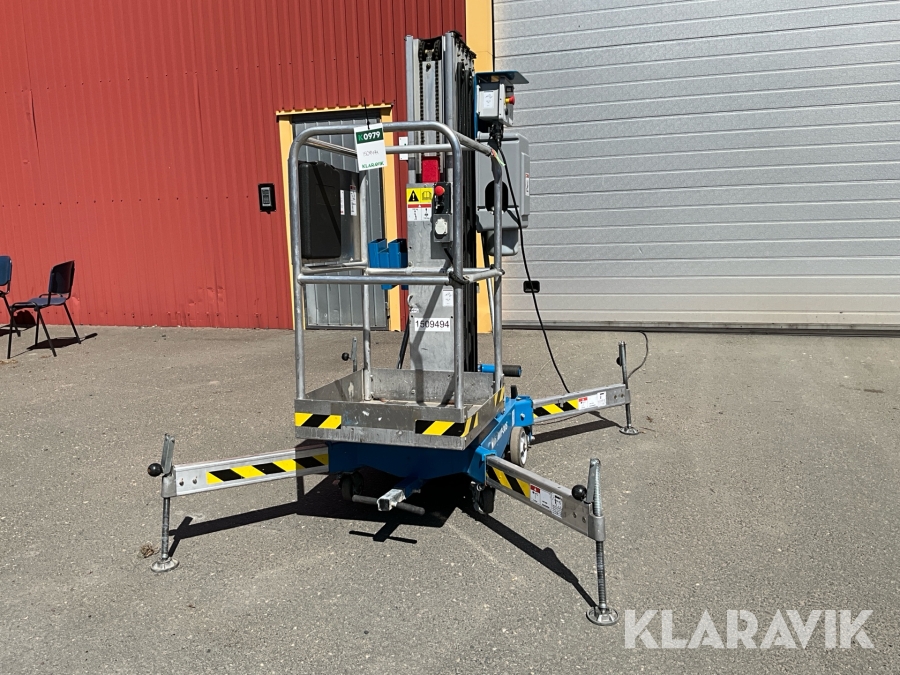 Pelarlift, arbetsplattform Genie AWP30S