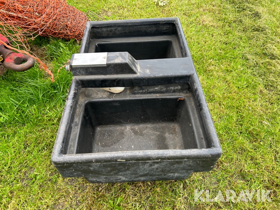 Vattenkar ca 140 L JFC , Vara, Klaravik auktioner
