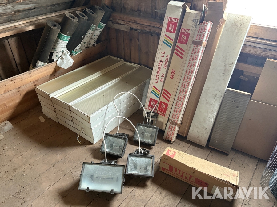 Lysrörsarmaturer med lysrör 15st, diverse lysrör