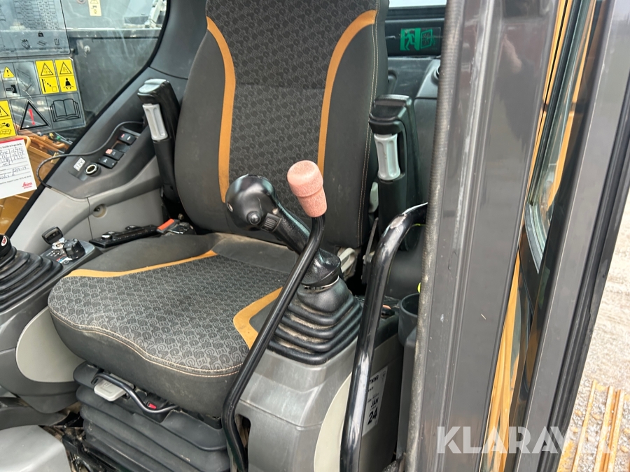 Grävmaskin Case CX245D SR