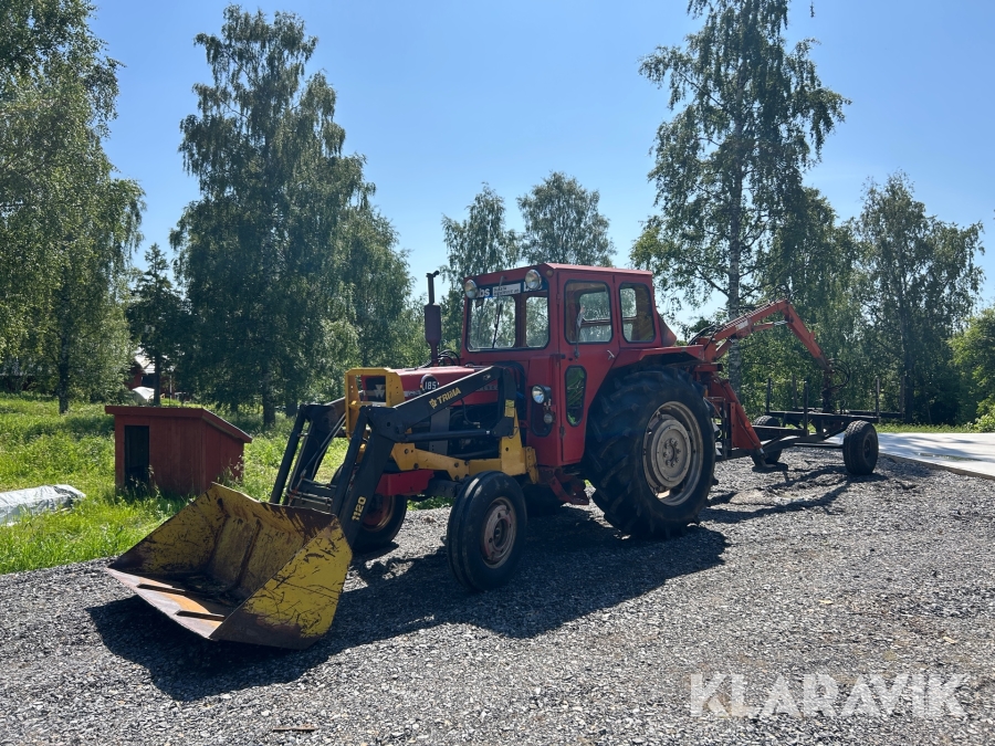 Traktor Massey Ferguson 185 MP med skogsvagn och lastare