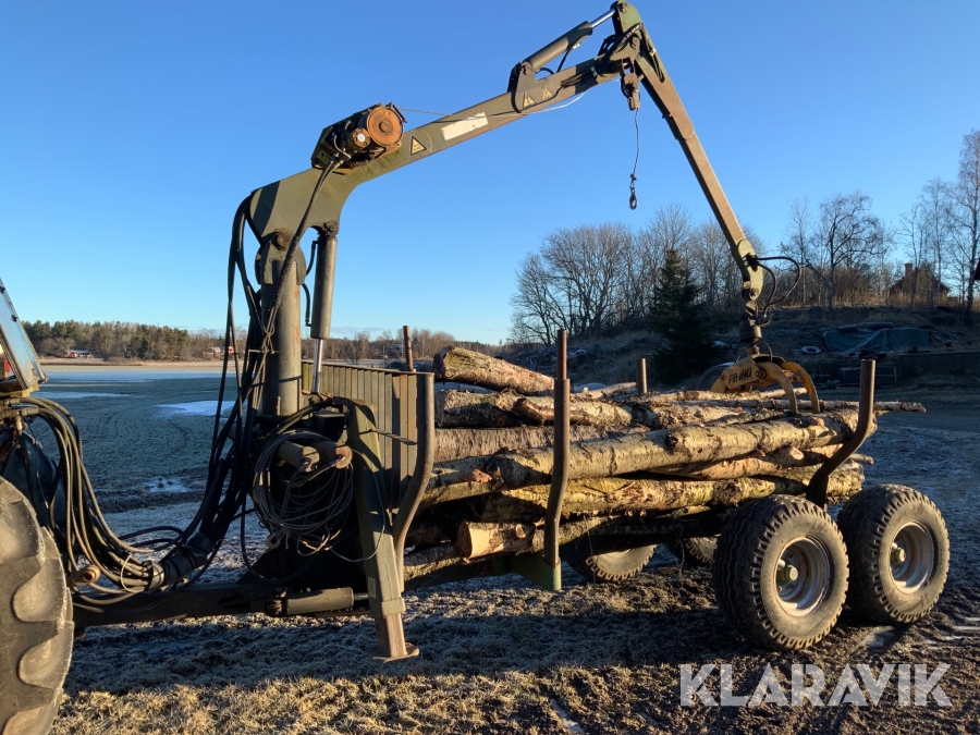 Skogsvagn Källefall 15 med kran 