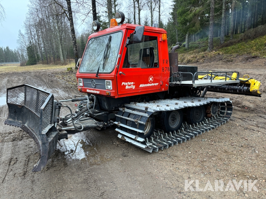 Pistmaskin Kässbohrer Pisten-Bully