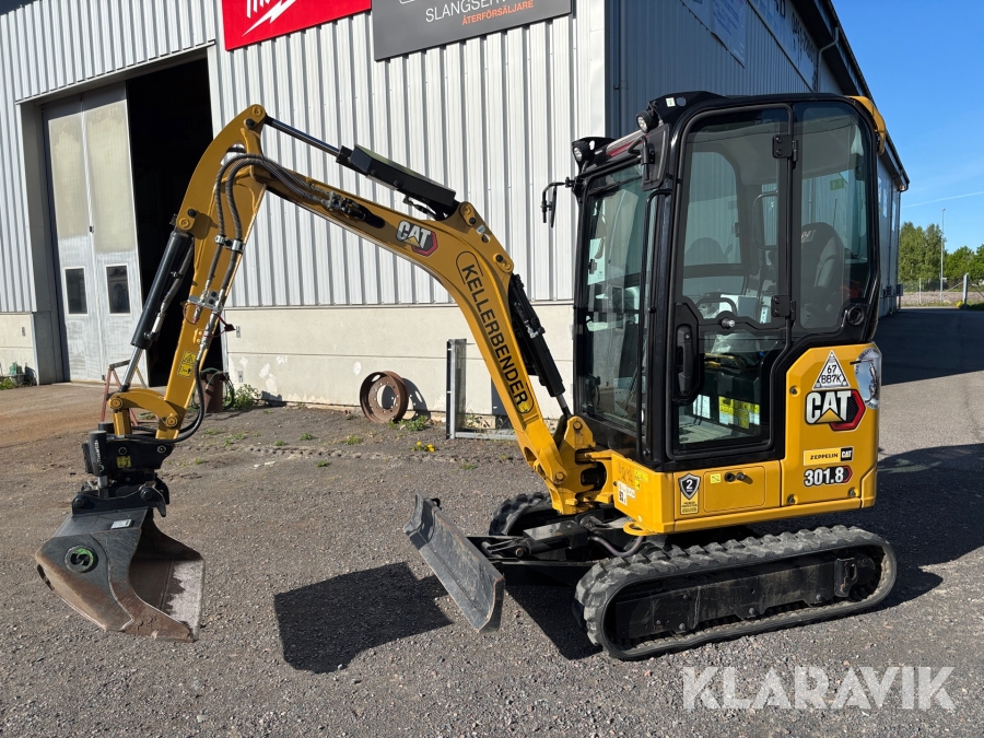 Grävmaskin CAT 301.8 med redskap