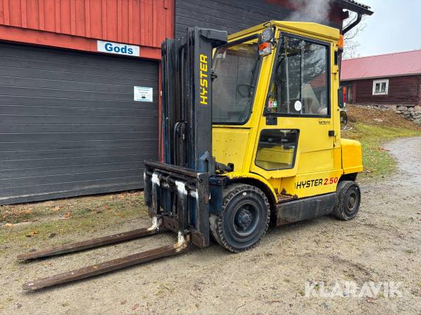 Truck Hyster 2.50