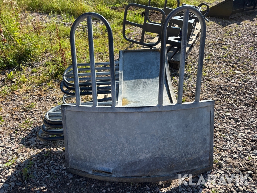 Foderhäck 12 st platser/5 st sektioner