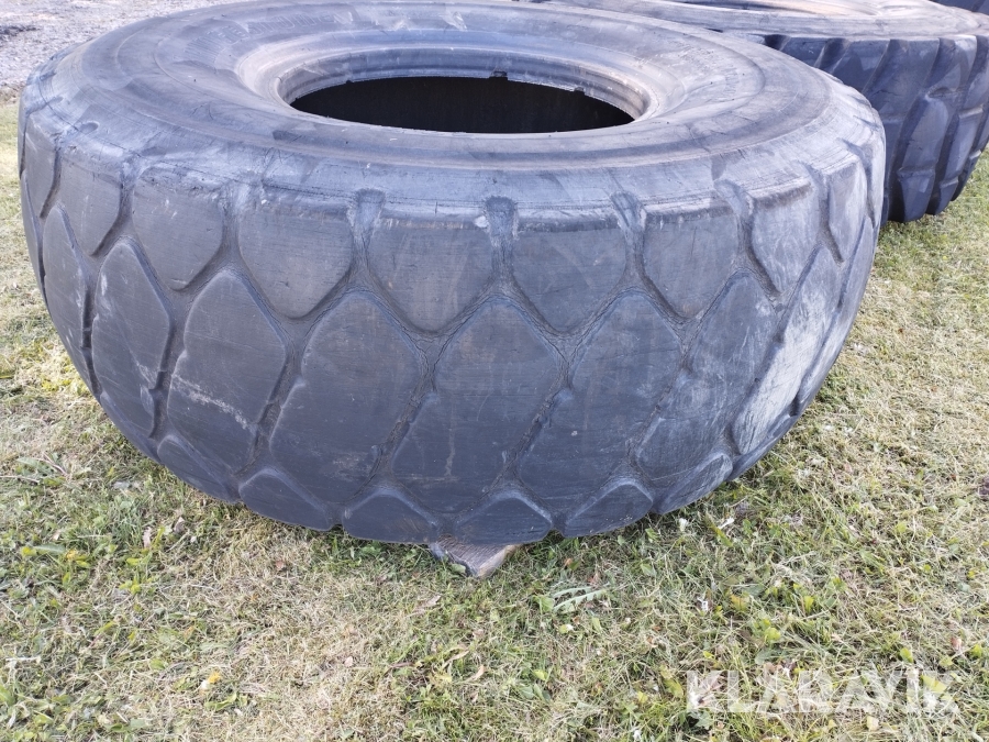 Entreprenaddäck Bridgestone 20.5 R25 1st