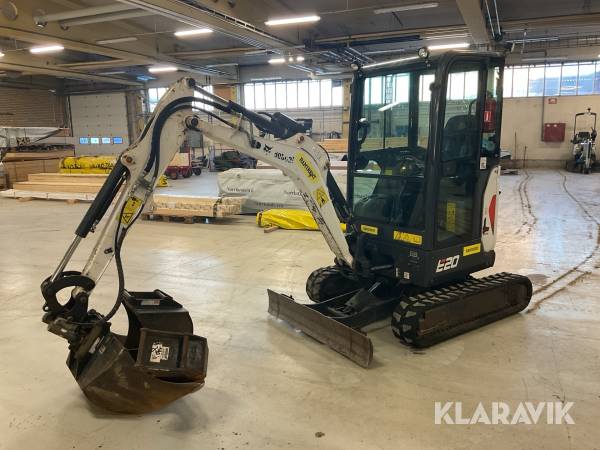 Grävmaskin Bobcat E20 med skopor