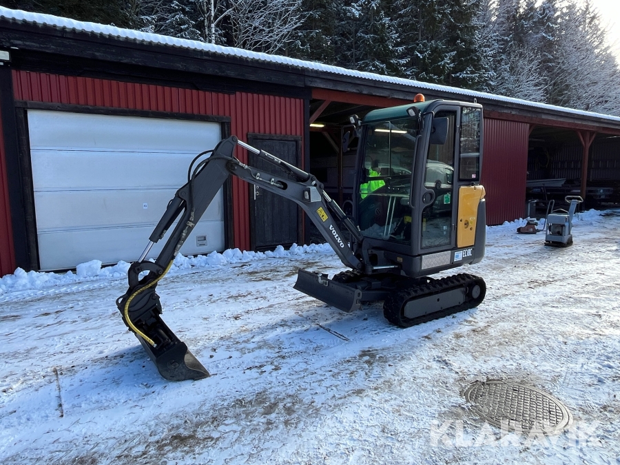Minigrävare Volvo EC18C med redskap