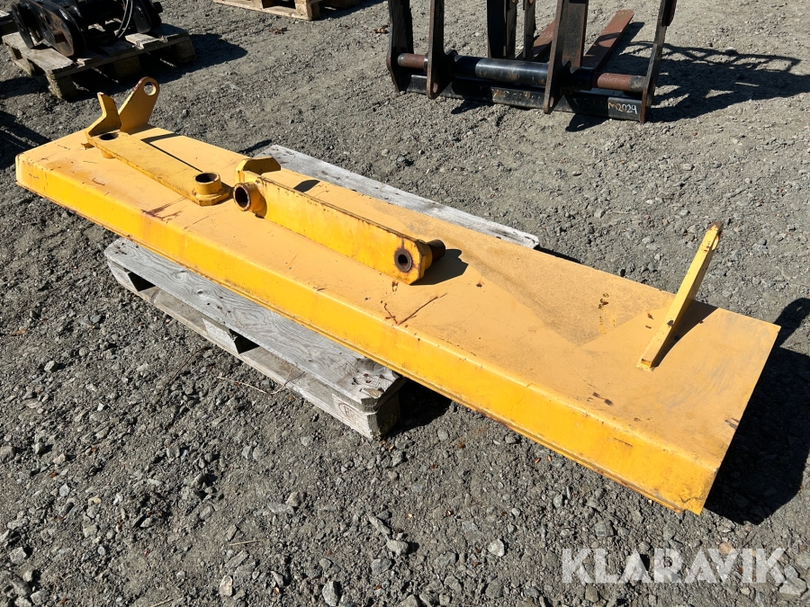 Baklucka till Volvo BM A25  