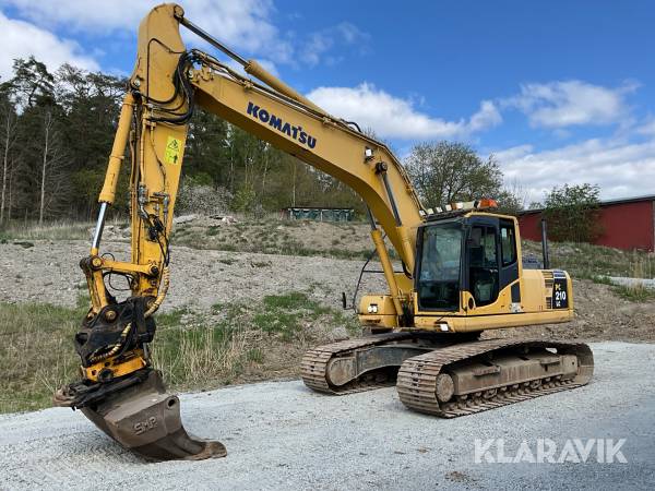 Grävmaskin Komatsu PC210LC-8 med tiltrotator och skopor