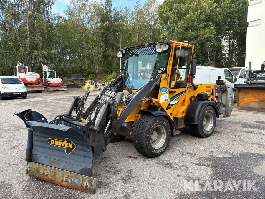 Hjullastare Wille 355B med vikplog & sandspridare