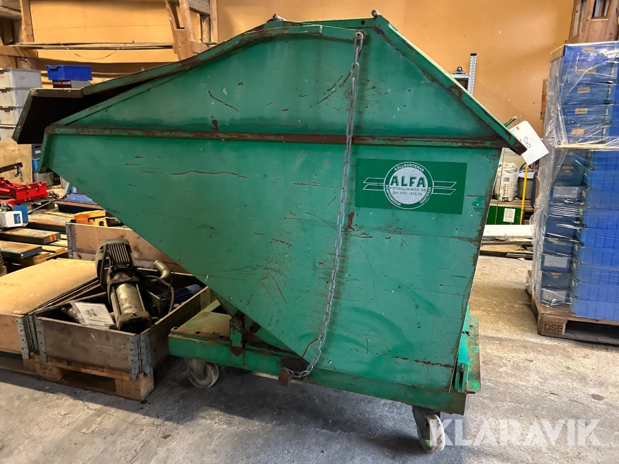 Tippcontainer med lock