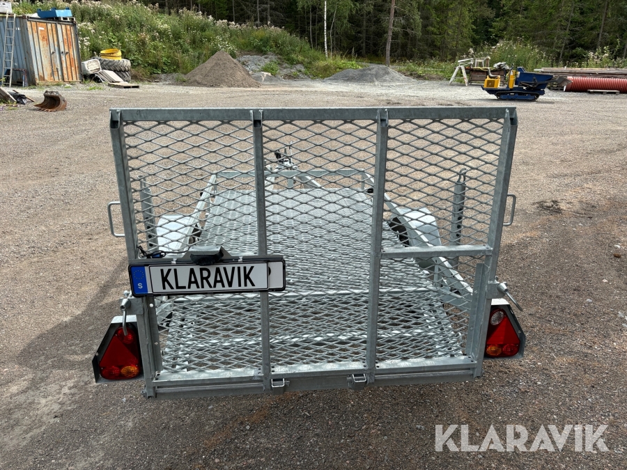 Personbilssläp Tiki Trailer med ramp