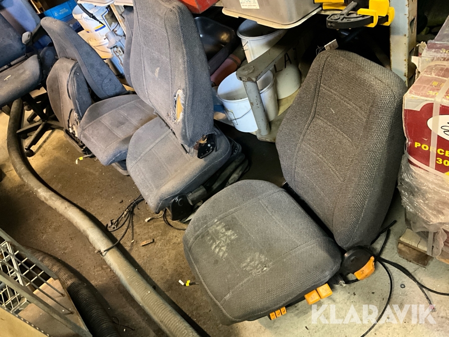 Stolar till hjullastare Isringhausen 4st