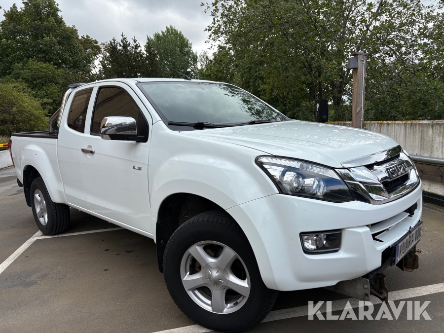 Pickup Isuzu ATFS Plogutrustad